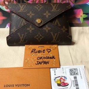 Brand New Medium Kirigami